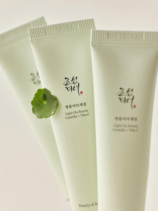 Light On Serum Centella + Vita C